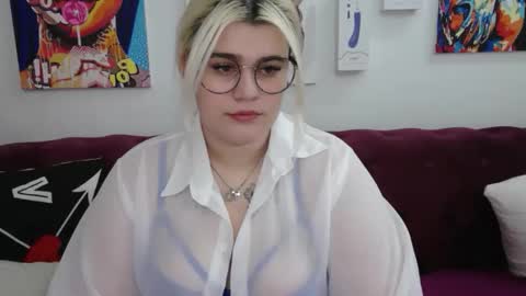 Amber online show from September 24, 3:16 am