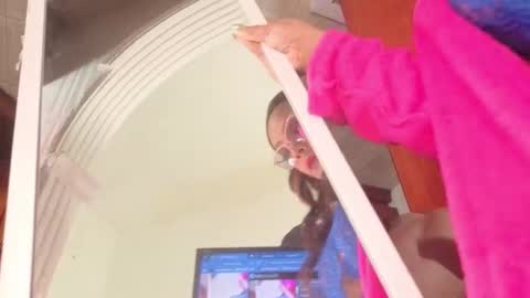 Snapshot of ambernix chatting on October 23, 3:07 pm online show from October 23, 3:07 pm