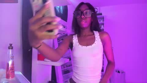 Amber online show from February 5, 4:10 pm