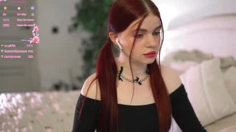 Amber online show from April 11, 7:06 pm