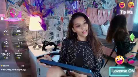 amber online show from October 30, 3:57 pm