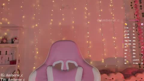 Snapshot of amberw_c chatting on September 24, 2:54 am IG - TW Amberw c online show from September 24, 2:54 am