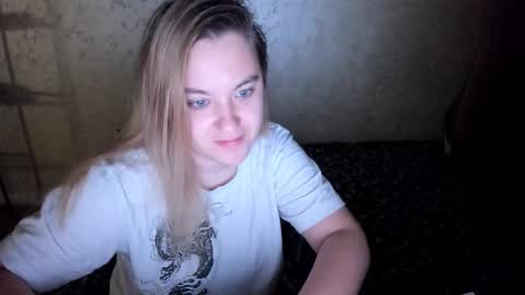 Snapshot of ambrosia__ chatting on September 17, 3:59 am ambrosia__ online show from September 17, 3:59 am