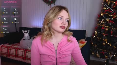 Snapshot of ameli_jeff chatting on January 4, 2:04 pm ameli_jeff online show from January 4, 2:04 pm