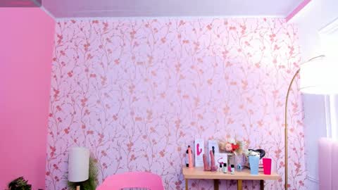 Snapshot of amelia_adms chatting on September 27, 6:59 pm Amelia Adams online show from September 27, 6:59 pm