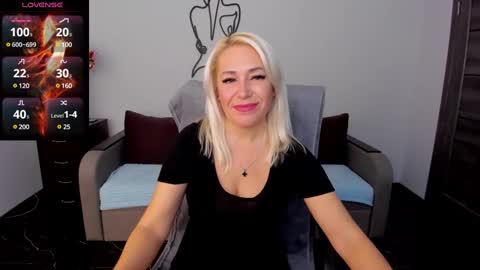 Amelia online show from December 2, 12:28 pm