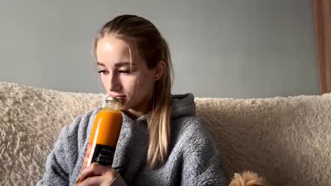 Catherine online show from September 22, 7:40 am