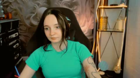 Snapshot of ameliamalina chatting on February 8, 8:42 am Amelia online show from February 8, 8:42 am