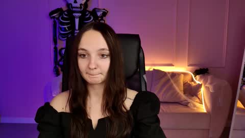 Snapshot of ameliamalina chatting on October 24, 10:55 am Amelia online show from October 24, 10:55 am