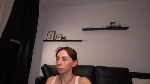 Snapshot of ameliamber0 chatting on October 8, 4:00 pm Amelia online show from October 8, 4:00 pm