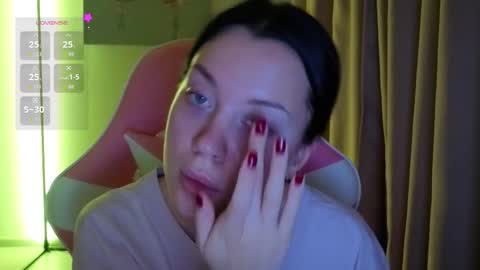 Amelia Sonk online show from November 12, 3:04 am