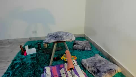 Snapshot of amelie_hills chatting on November 2, 10:40 am AMELIE online show from November 2, 10:40 am