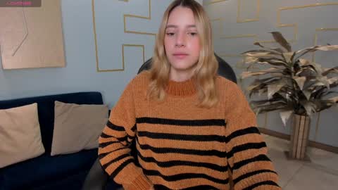 Snapshot of ameliegraham chatting on December 27, 11:06 am Amelie Graham online show from December 27, 11:06 am