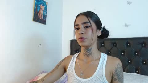 Ameliejoness  online show from March 18, 9:42 pm