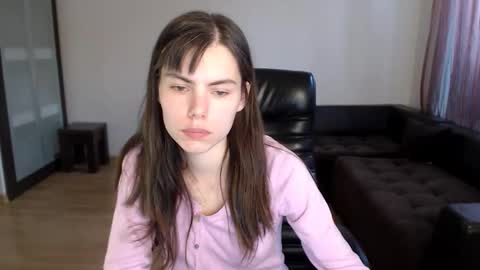 Amelie online show from September 21, 3:10 pm