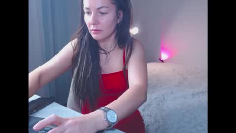 Snapshot of amelinamersi chatting on October 1, 7:52 pm amelinamersi online show from October 1, 7:52 pm