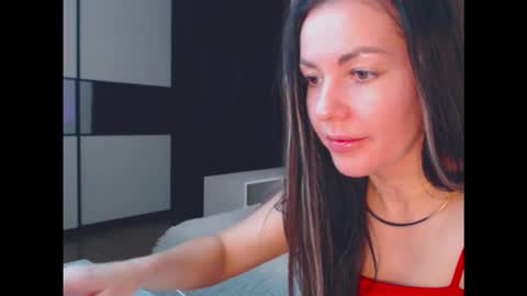 amelinamersi online show from November 7, 7:30 pm