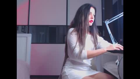 Snapshot of amelinamersi chatting on October 9, 7:18 pm amelinamersi online show from October 9, 7:18 pm