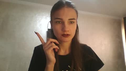 Julia  online show from November 7, 5:35 am