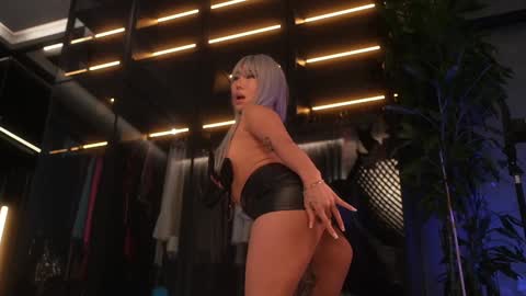 Snapshot of ami_katana chatting on February 8, 3:08 am Ami online show from February 8, 3:08 am