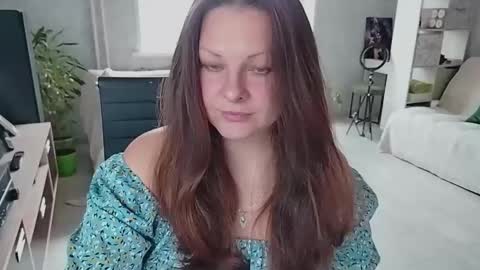 Mila online show from November 2, 4:27 am