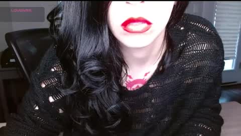 Snapshot of amilustxx chatting on December 13, 3:11 pm amilust online show from December 13, 3:11 pm