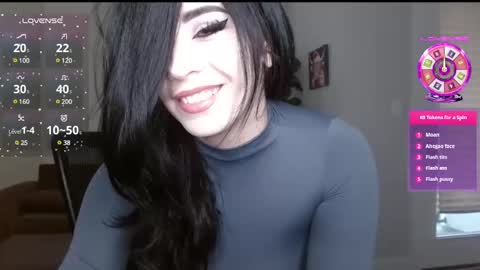 Snapshot of amilustxx chatting on January 16, 3:46 pm amilust online show from January 16, 3:46 pm