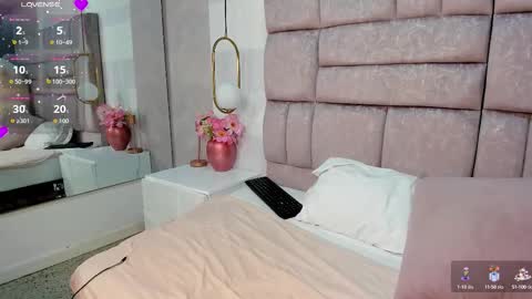 Amina online show from October 15, 8:50 am