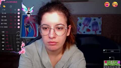 Snapshot of aminabeatris chatting on October 7, 11:25 am Amina online show from October 7, 11:25 am