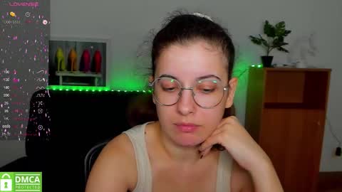 Snapshot of aminabeatris chatting on September 24, 7:40 am Amina online show from September 24, 7:40 am