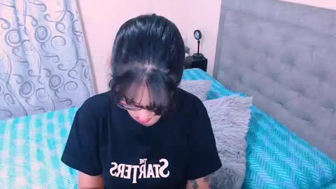 Snapshot of ammanda_ chatting on December 24, 12:55 am diana online show from December 24, 12:55 am