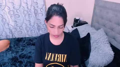 Snapshot of ammanda_ chatting on February 7, 11:55 pm diana online show from February 7, 11:55 pm