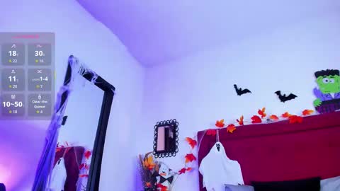 Snapshot of ammbar_foxx chatting on October 11, 12:41 pm ambar online show from October 11, 12:41 pm