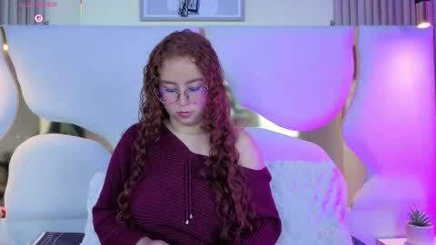 Snapshot of ammber_mjs chatting on September 15, 3:09 pm ammber_mjs online show from September 15, 3:09 pm