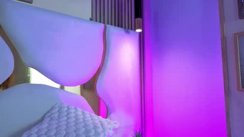 Snapshot of ammber_mjs chatting on September 17, 3:21 pm ammber_mjs online show from September 17, 3:21 pm