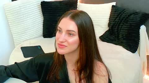 Amira online show from May 26, 4:23 am