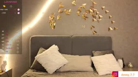 Ammy  dont forget to thumbs up me  online show from December 16, 3:56 am