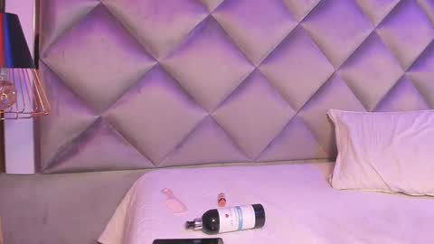 ammy durand online show from February 26, 5:35 am