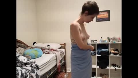 Amora Mystic online show from September 22, 3:27 am