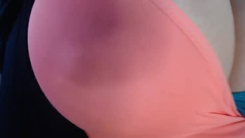 amorelara online show from December 8, 5:50 am