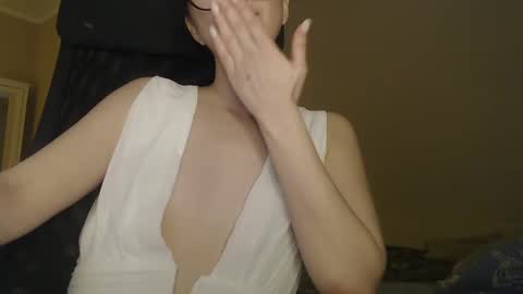 Snapshot of amoremeoww chatting on January 29, 4:58 am miss unforgettable online show from January 29, 4:58 am