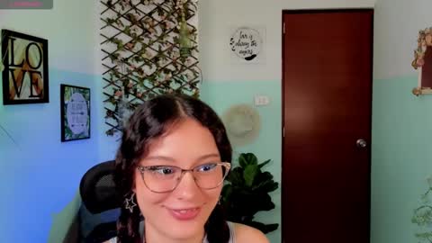amy_adammss online show from November 19, 3:01 pm