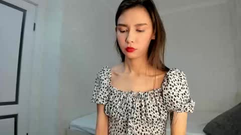 Snapshot of amy_alle chatting on September 19, 8:46 am Amy online show from September 19, 8:46 am