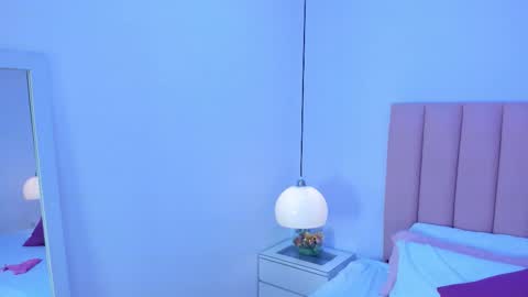 Aleja   online show from October 13, 3:09 am