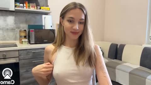 Snapshot of amy_meoww chatting on December 17, 12:22 pm amy_meoww online show from December 17, 12:22 pm