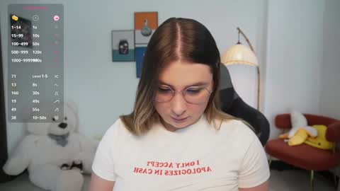 Snapshot of amy_ross1 chatting on February 8, 5:39 pm Daniela M online show from February 8, 5:39 pm