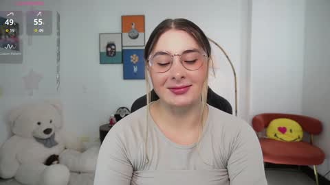 Snapshot of amy_ross1 chatting on December 3, 5:12 pm Daniela M online show from December 3, 5:12 pm