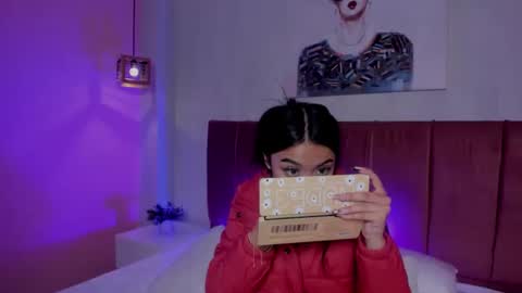 amy_saenz_ online show from October 27, 11:54 pm