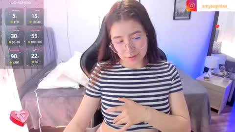 Snapshot of amy_sophiaa chatting on March 11, 2:51 pm Amy sophia 3 online show from March 11, 2:51 pm