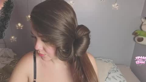  Amy  nickname Kirby online show from December 21, 1:32 am